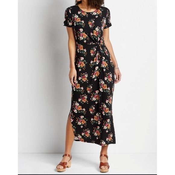 24/7 Maurices‎ Women's Black Floral Front Knot Stretch Maxi Dress Size M - Picture 2 of 2